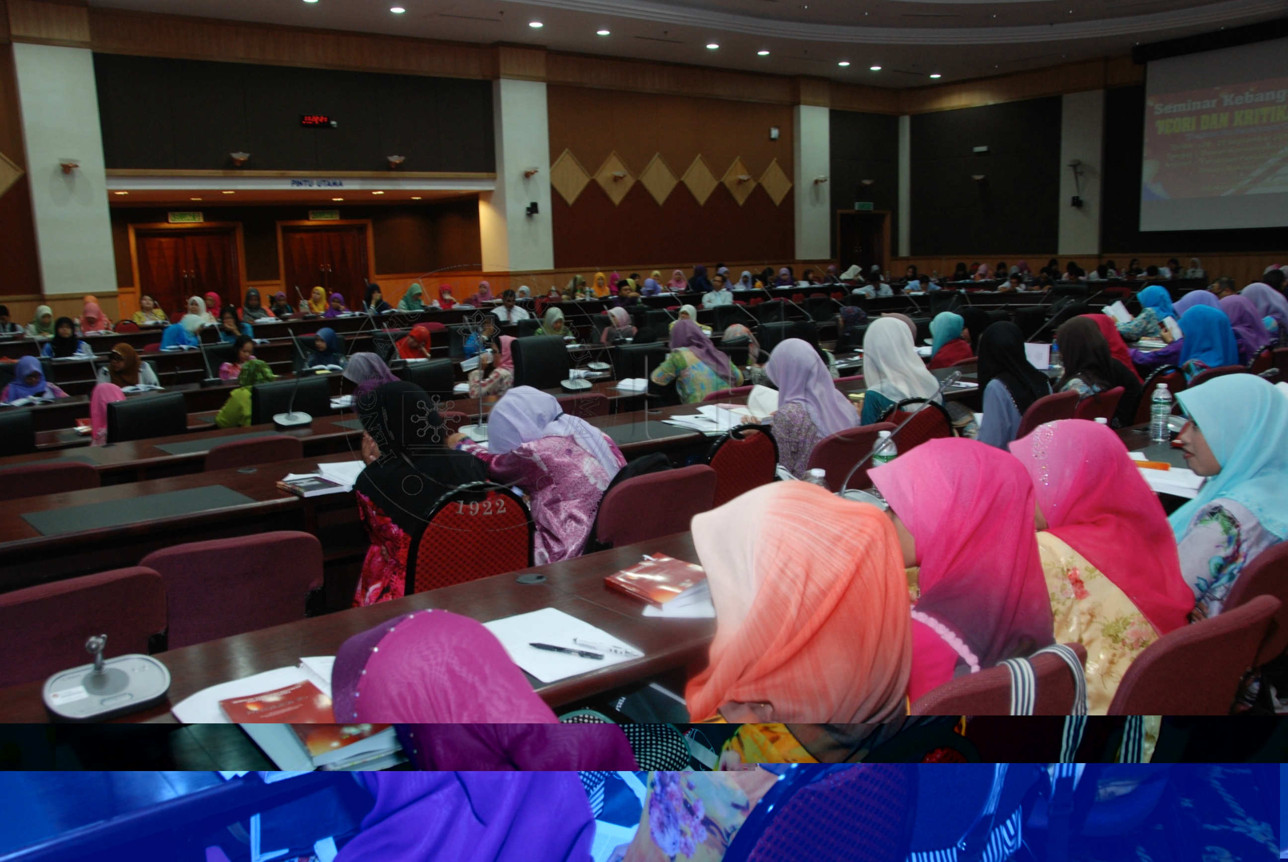 PRO 12 118 sastera DSC 5627